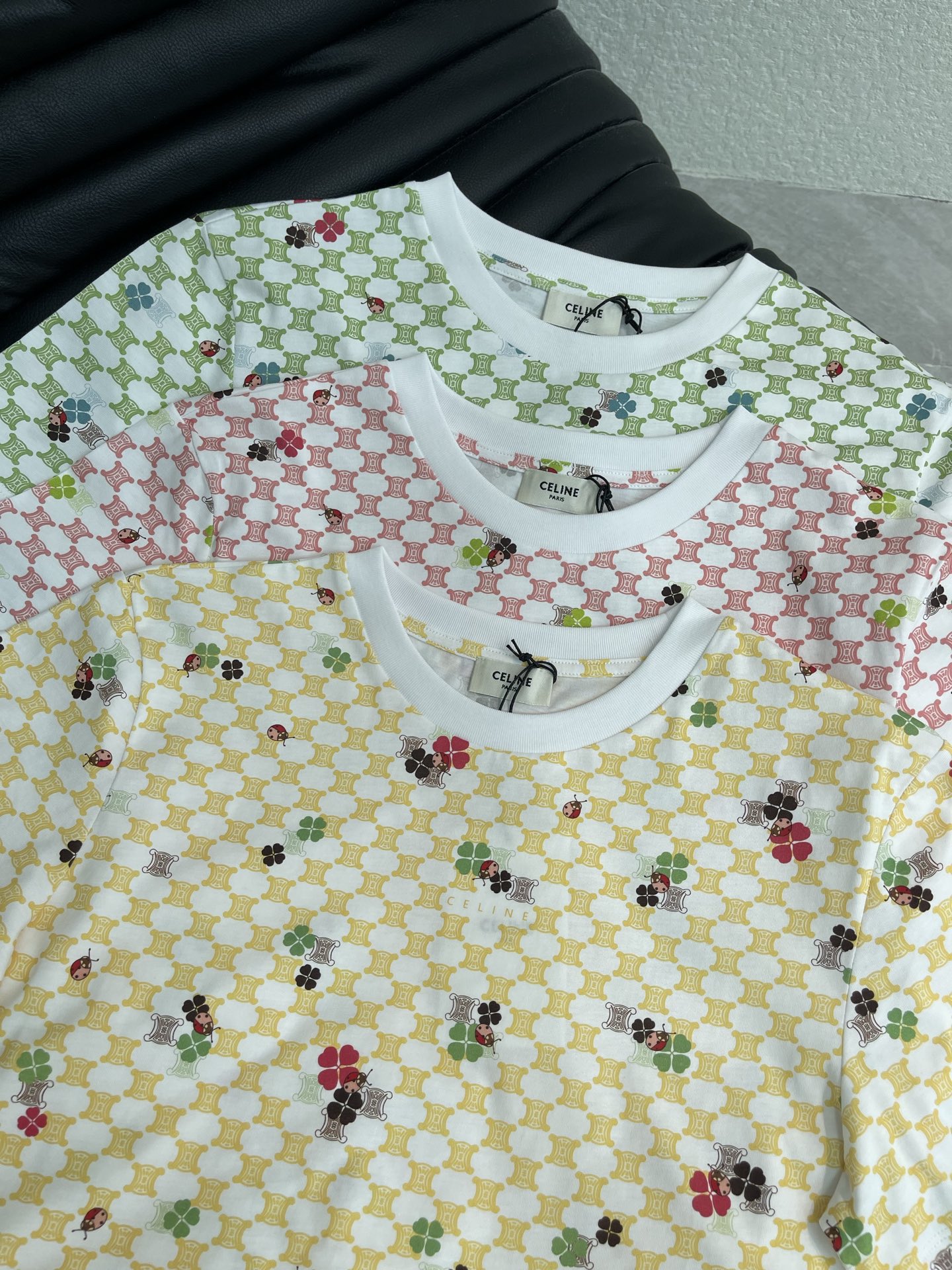 Women's short sleeves